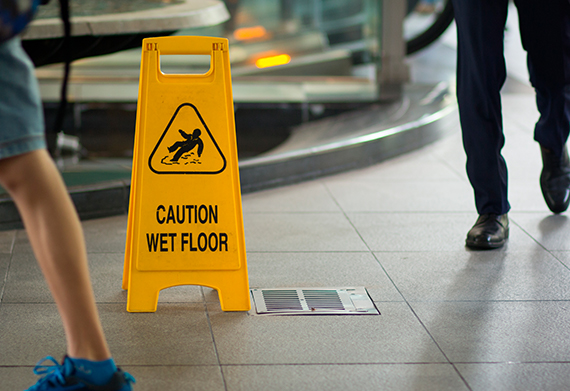 slip and fall sign