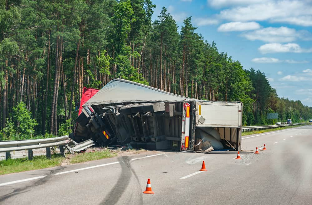 Truck crash on road