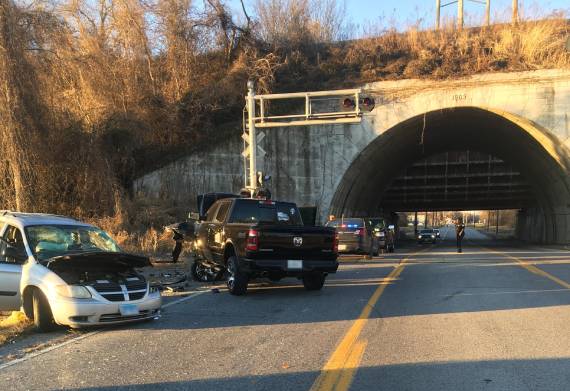 Head on collision on road