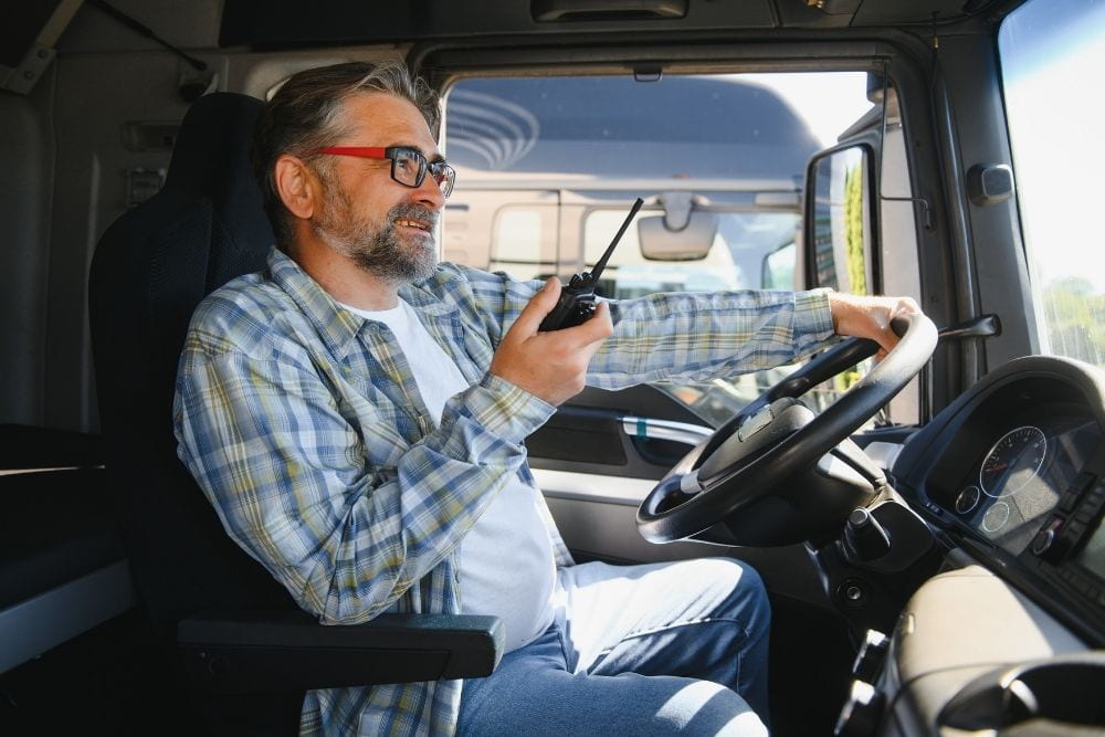 truck driver distracted while driving